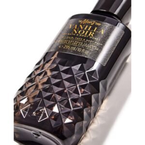Bath & Body Works Vanilla Noir Men's Collection W Body Wash Lay flat