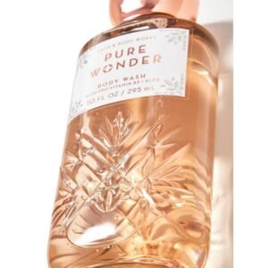 Bath & Body Works Pure Wonder Old Shower Gel lay down
